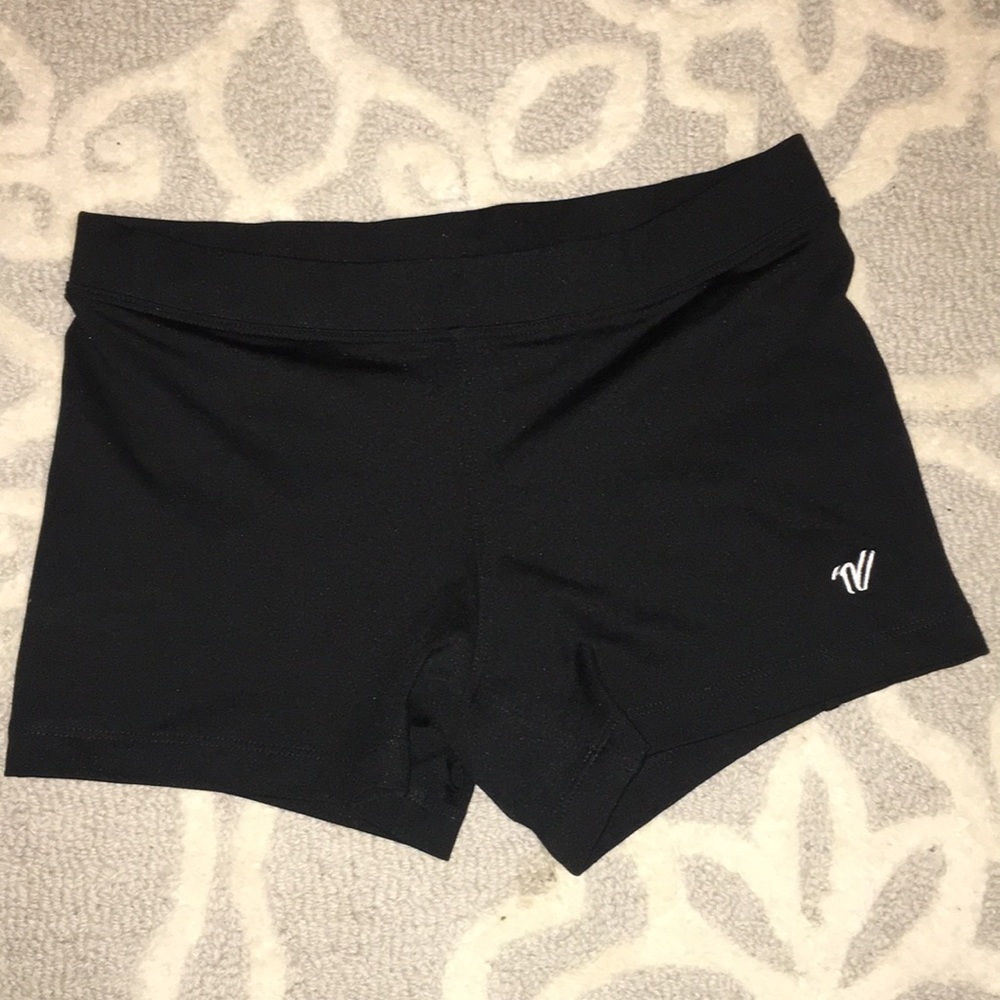 Varsity cheerleading shorts in black💗